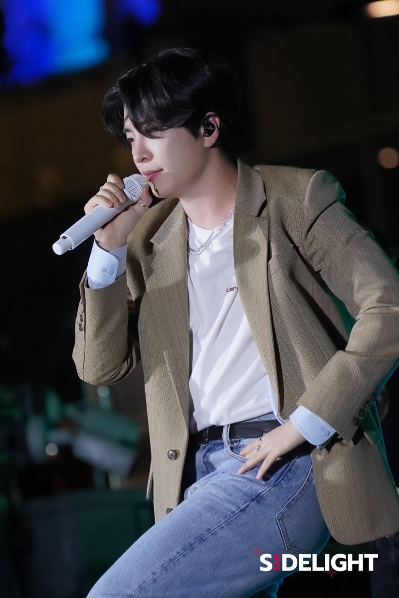 StarDelight tweet media