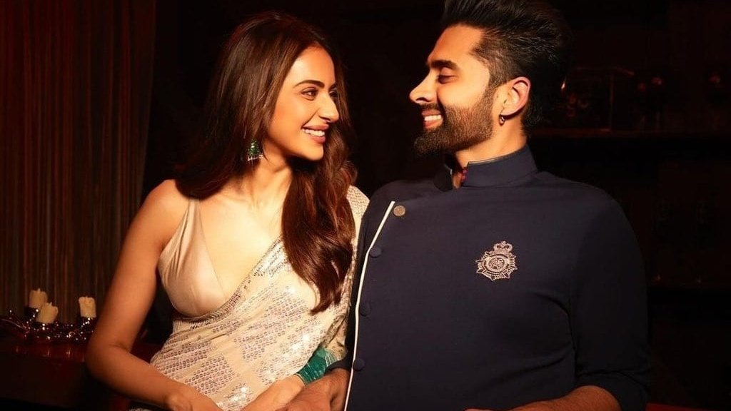 #NGK Fame #RakulPreetSingh & #BellBottom - #Ganapath Producer #JackkyBhagnani Will Tie Knot This February 22 At GOA❤️✨