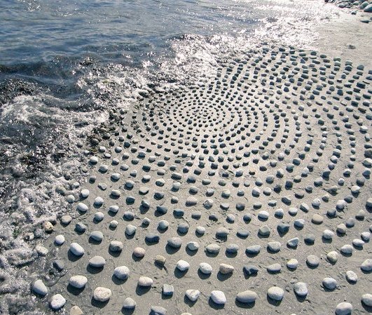 "Everything changes, nothing is lost" 

by land artist Katie Griesar 

#2024NewYear 💙