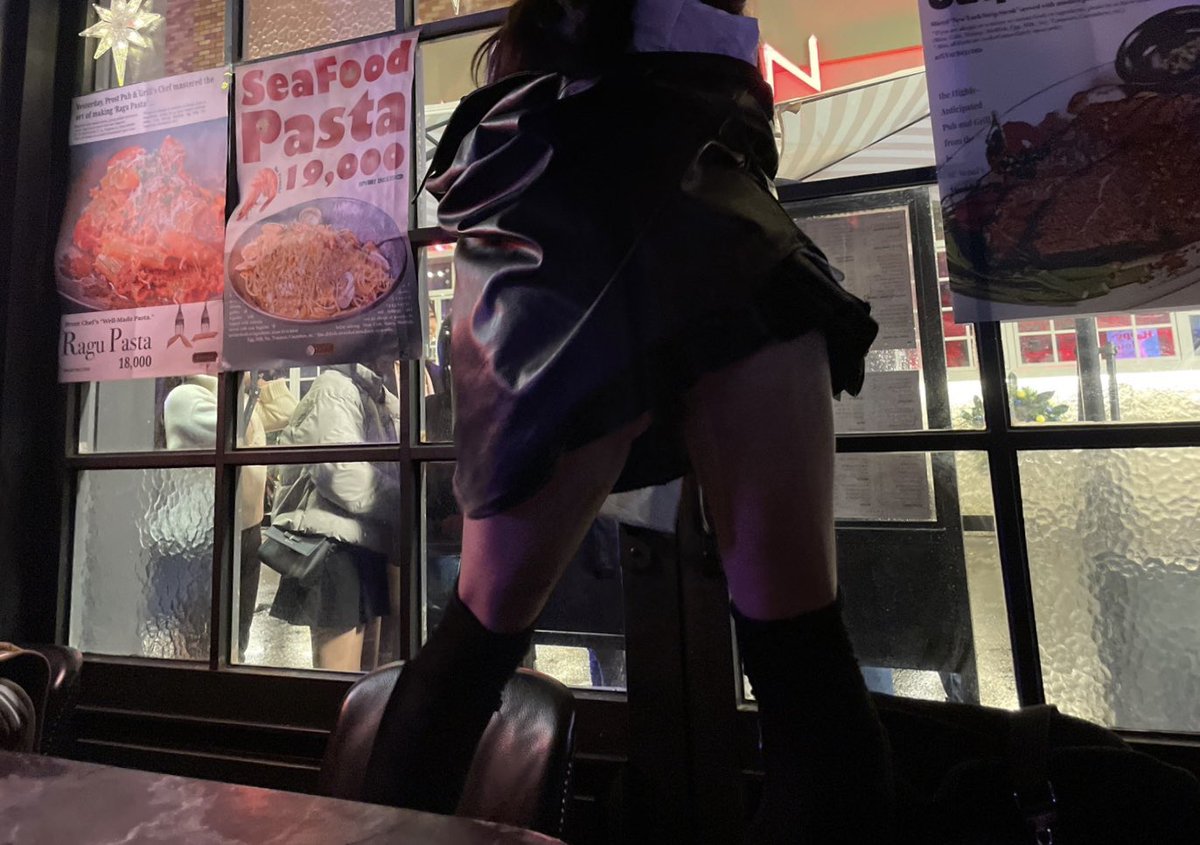 새해복많이받으세요
.
#트린이 #생존인사 #섹트 #엉덩이