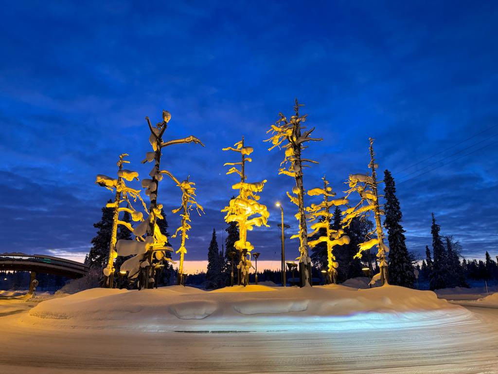 vale_lenarduzzi's tweet image. #firstdayoftheyear 2024 #yllas #finland