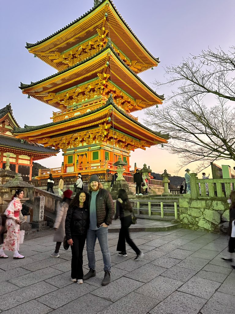 Matt_Logic's tweet photo. Japan for the holidays 🇯🇵 https://t.co/ZVRqmKezDb