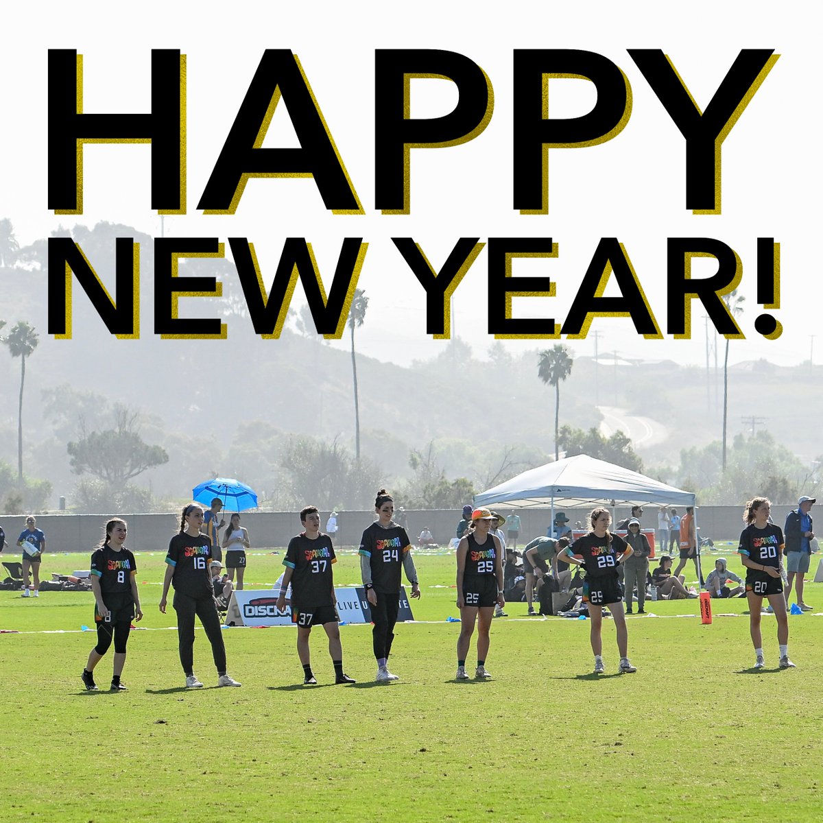 Happy New Year from all of us at UltiPhotos! 🎊🎆 We are grateful for all your support throughout 2023 and look forward to capturing more amazing moments this year 📸