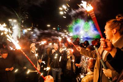 bdtilburg's tweet photo. 17 evenementen moesten ervoor zorgen dat Tilburgers geen vuurwerk afsteken, maar het knalde overal https://t.co/HgZln166jI https://t.co/K26XbA4PIb