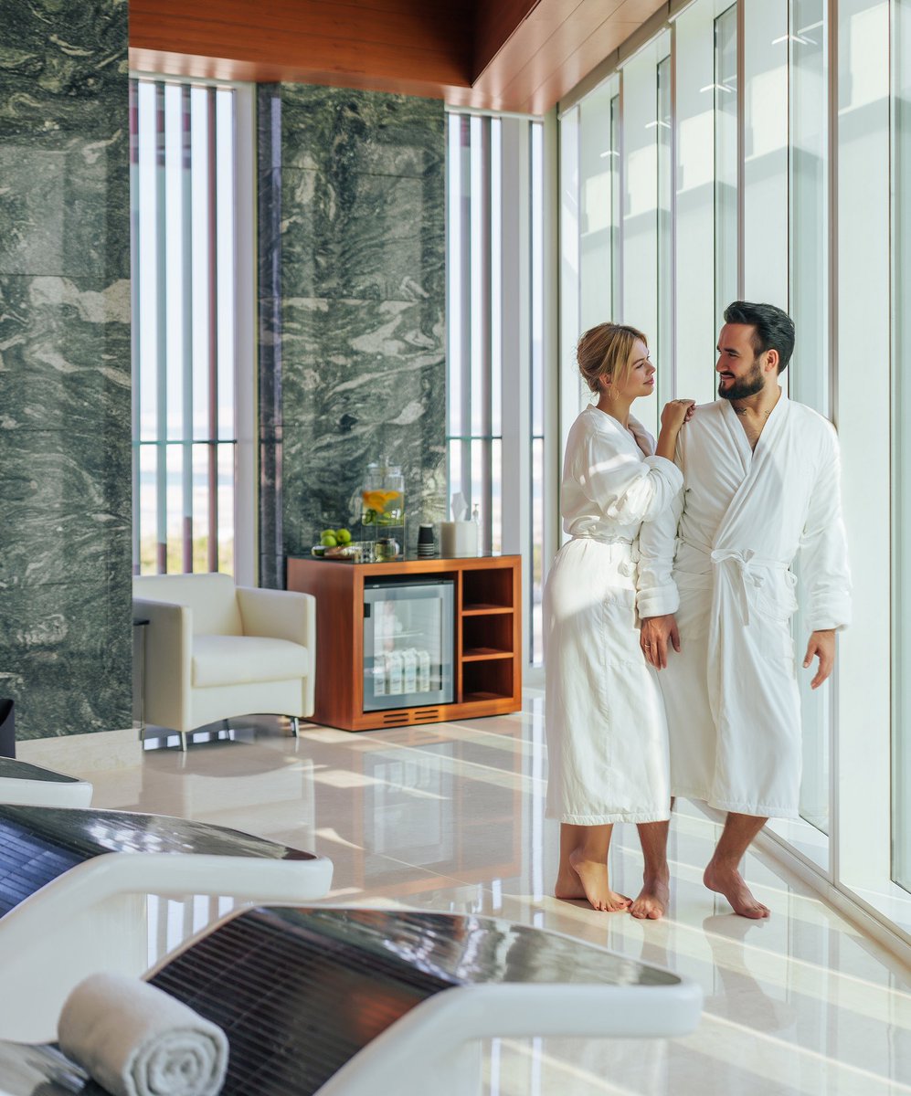 FSAbuDhabi's tweet image. A blissful journey of rejuvenation. Embracing the New Year with love and relaxation at The Pearl Spa &amp;amp; Wellness. Here's to a year filled with serenity, togetherness, and a radiant start!
 
#FSAbuDhabi #FourSeasons #FSTakeYourTime