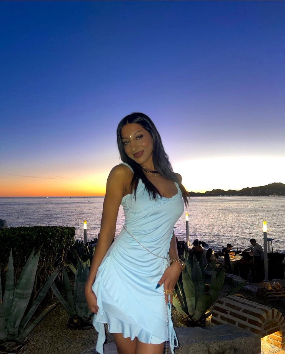 laratized's tweet photo. #LARA IS SO GORGEOUS

#katseye https://t.co/UAGnxFpg2p