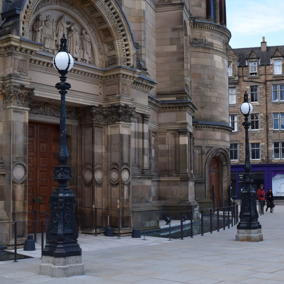 Edinburgh's McEwan Hall - a true masterpiece of architectural elegance & grandeur. Refurbishment of this #historic venue (including these stunning lanterns hand crafted by our very own team), has preserved its intricate features for future generations. #Refurbishment