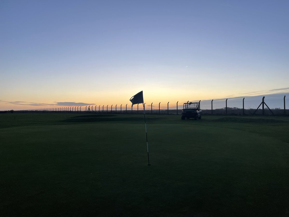 davidhurst tweet media