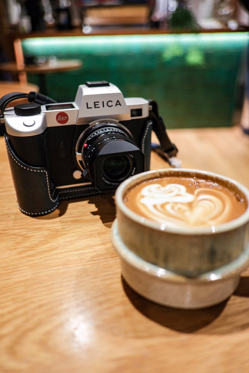 itoo0704's tweet photo. Today's partner.
.
Leica SL2
LEICA APO-SUMMICRON-M f2/35mm ASPH.
.
.
【FUJIFILM X-T5 × FUJINON XF18mmF2 R】
.
2024年の1杯目はフラットホワイト☕️
.
#今日のカメラ
#Leica #LeicaCamera
#MyLeicaCompanion #LeicaPhotography #LeicaGallery
#CoffeeChrome #野方 https://t.co/5KG2tN8LOy