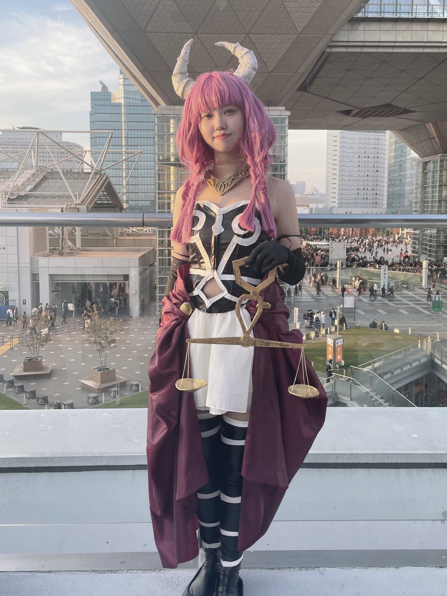 ui_ui_cos's tweet photo. 断頭台のアウラ

今回初めての衣装手作りに挑戦したけど、作ってる時ほんとに楽しかった…
もっとクオリティ極めたい😮‍💨

#C103_cos
#C103コスプレ
#冬コミ
 #断頭台のアウラ
 #アウラ
 #葬送のフリーレン
 #コスプレ 
#cosplay
 #コスプレイヤーさんと繋がりたい https://t.co/pJacFN6hoT