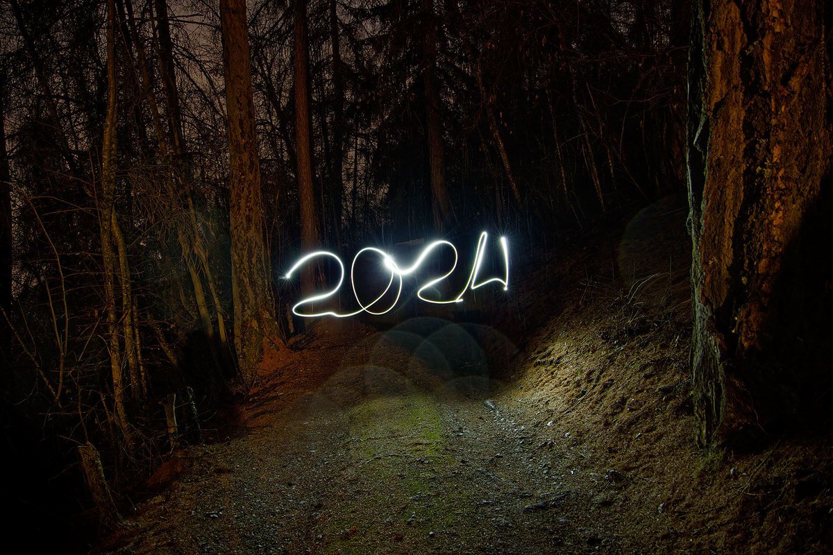 A new record has been set in 2023 with 33 million observations, out of which 20 million were made from mobile devices. Congratulation to all !