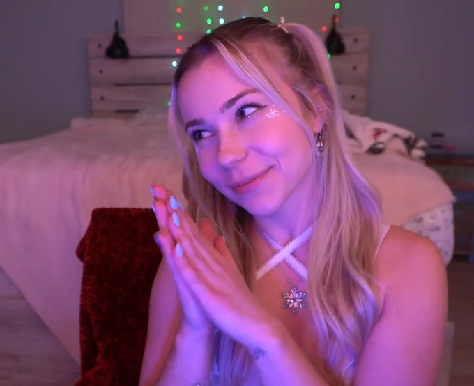 Watch MyFreeCams.com 🌴💚's leaked NSFW photo on TwXstars