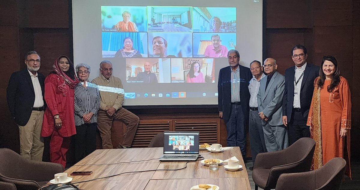 The first Global Reunion of senior alumni and faculty of @AKU_CHS took place this month- most of them belonging to the time of our first chair, Dr. Jack Bryant. It was mutually decided to leverage the senior alumni to support the current students, faculty and junior alumni.