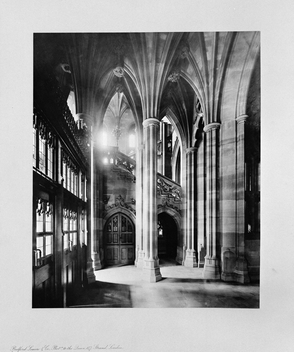 TheJohnRylands's tweet photo. Happy New Year! On this day in 1900, the library opened to the public. Here’s the original entrance photographed in 1900 and as it is today. Our Building Care team works hard to keep the building in good condition.
📆Visit us from Wednesday 3 January. https://t.co/9OlhbsCuPH