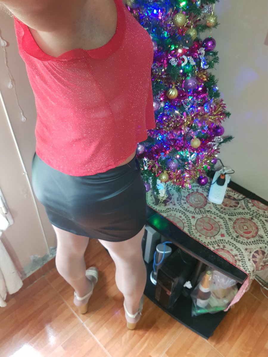 cd_florencia's tweet photo. #Feliz2024...!!!🥰🥰🥰🥂🍾🥂 https://t.co/UJQklMHeBx