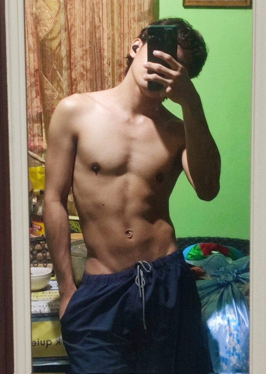 chadoee's tweet photo. 🤒 https://t.co/IATxTwsFo5