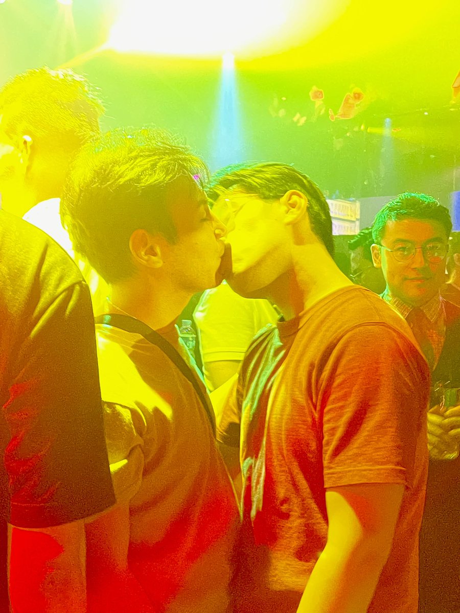 AdrielBrent_'s tweet photo. January 1, 2023 — the day our story began at Nectar. A chance encounter sparked love in what seemed to be a ‘hopeless place’ for some, albeit at a perfect timing. Every twist of fate that night had led to that magical moment. 👨‍❤️‍👨 

Immortalizing this moment with Vector Lamps. ♥️🥹 https://t.co/N0URgFQgrM