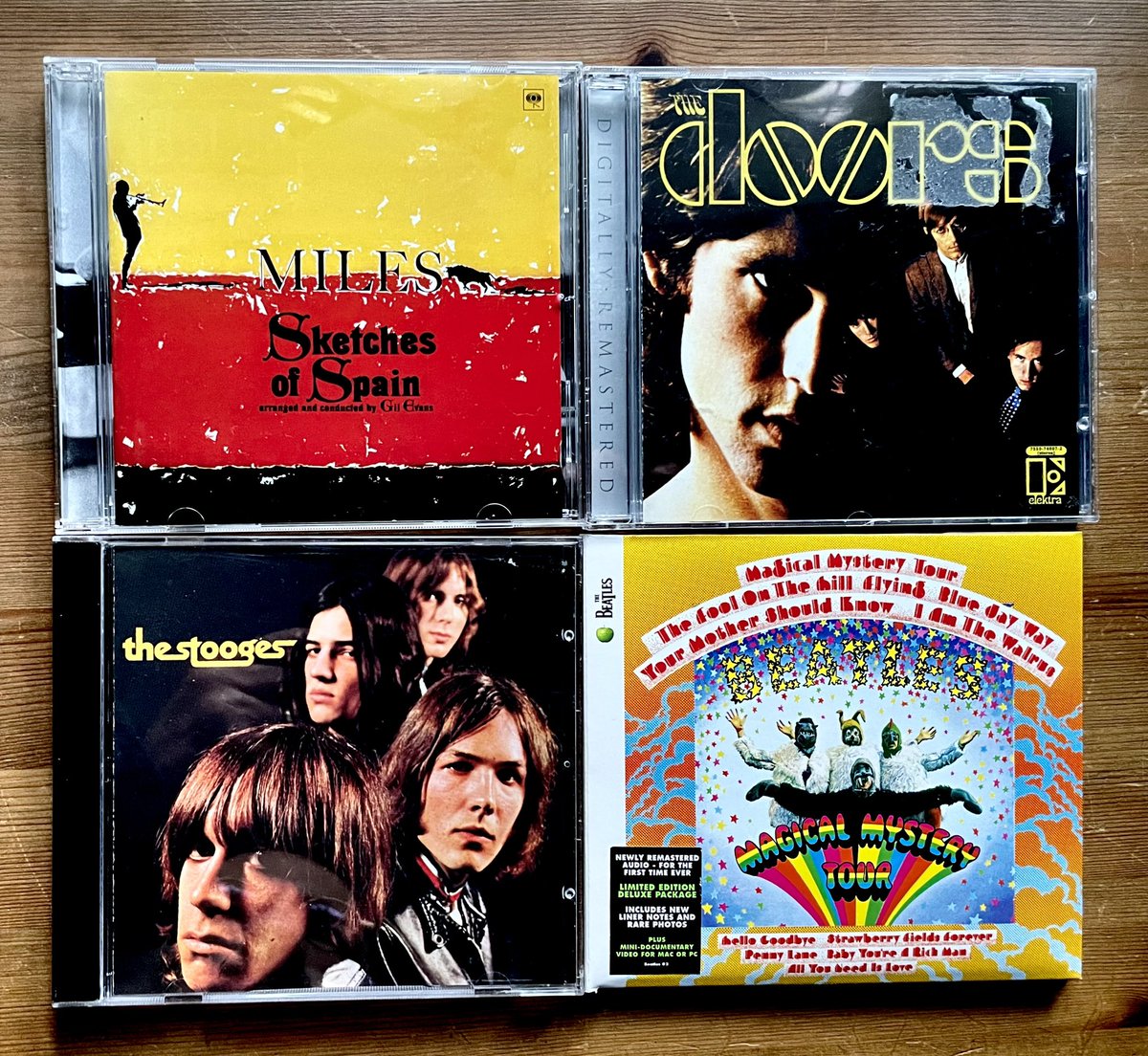 Sunday 31/12/23
#MilesDavis #TheDoors #TheStooges #TheBeatles