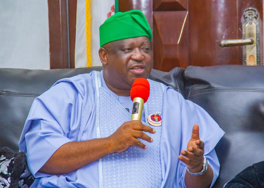 CalebMutfwang's tweet photo. My dear brothers and sisters of Plateau State, 

I welcome you to 2024, our year of hope in the midst of conflict, our year of deliverance, restoration and progress. While it is true that we ended the year 2023 on a sad note because of the many precious lives we lost including but not limited to over 400 between April and June, 2023 as well as the over 160 in the recent Christmas genocide.

From small eruptions of conflict sometime in 2001, no one could have imagined that our dear state would witness such unquantifiable bloodshed of innocent lives, some known and others unknown. It is quite grievous to 1 my heart that Plateau State has today become the cynosure of the whole nation and indeed the world for the wrong reasons. 

These unprovoked and simultaneous attacks in different villages were clearly premeditated and coordinated. These series of attacks on our people are a clear case of criminality, insurgency and terrorism and must be seen and handled in that manner if we must succeed in halting this wanton destruction of lives and property. For the avoidance of doubt, it is a misrepresentation of facts to describe these needless and unprovoked attacks on our people as a Farmer-Herder clash as has always been the traditional narrative. Let us call a spade  a spade, this is simple genocide!

Let me use this medium again to commiserate with my dear Plateau People on these monumental killings, especially the affected communities and the families of the deceased.