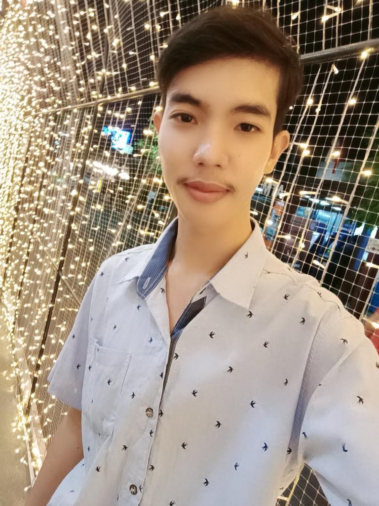 Shadow221138's tweet photo. ชลบุรีทักหน่อยงับ #fwb #fwbบางแสน #เงี่ยน #ดอนหัวฬ่อ 
#fwbชลบุรี #เหงา https://t.co/fiWDIZ41AC