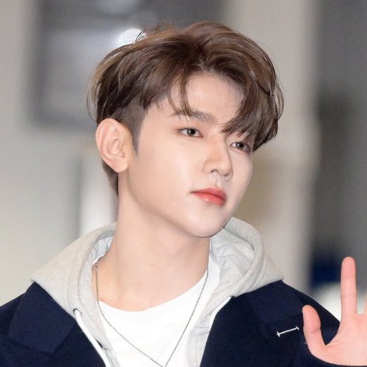 haobinsplanet's tweet photo. HIS HAIR IS REMINDING ME OF PREDEBUT HAO IM OBSESSED 😭 https://t.co/WTUasz0dS3