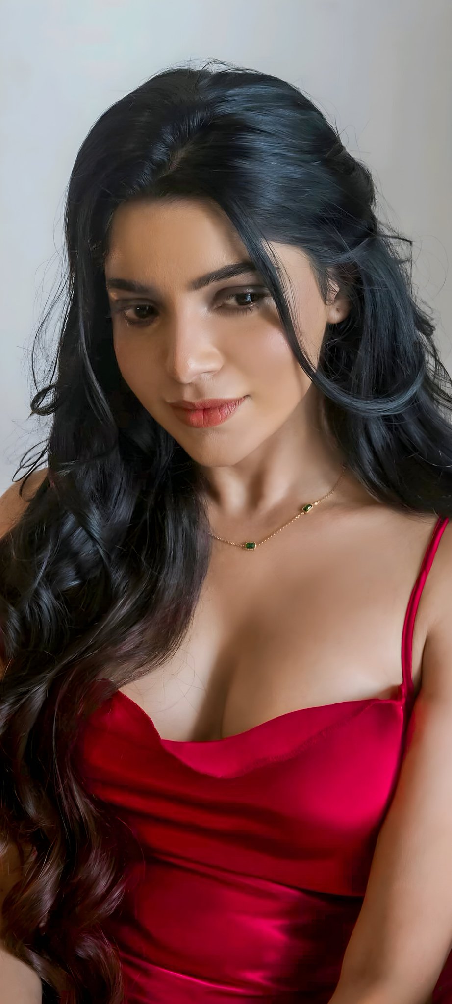 GCvrdKEbYAAh2Hf?format=jpg&name=large