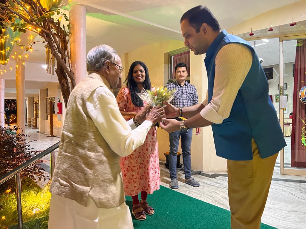 Ganga Prasad- Ex- Governor (Modi Ka Parivar) tweet media