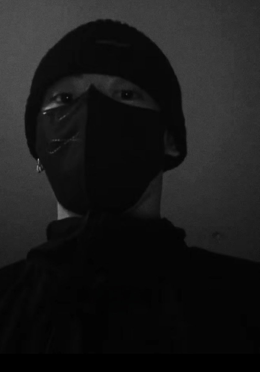 jeonlver97_'s tweet photo. https://t.co/RVlXpzgT0q
