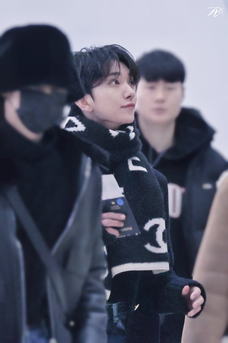 joshu_AS's tweet photo. 이것도 같은 것 아닌가요?🥲 https://t.co/RrBrh33ifO