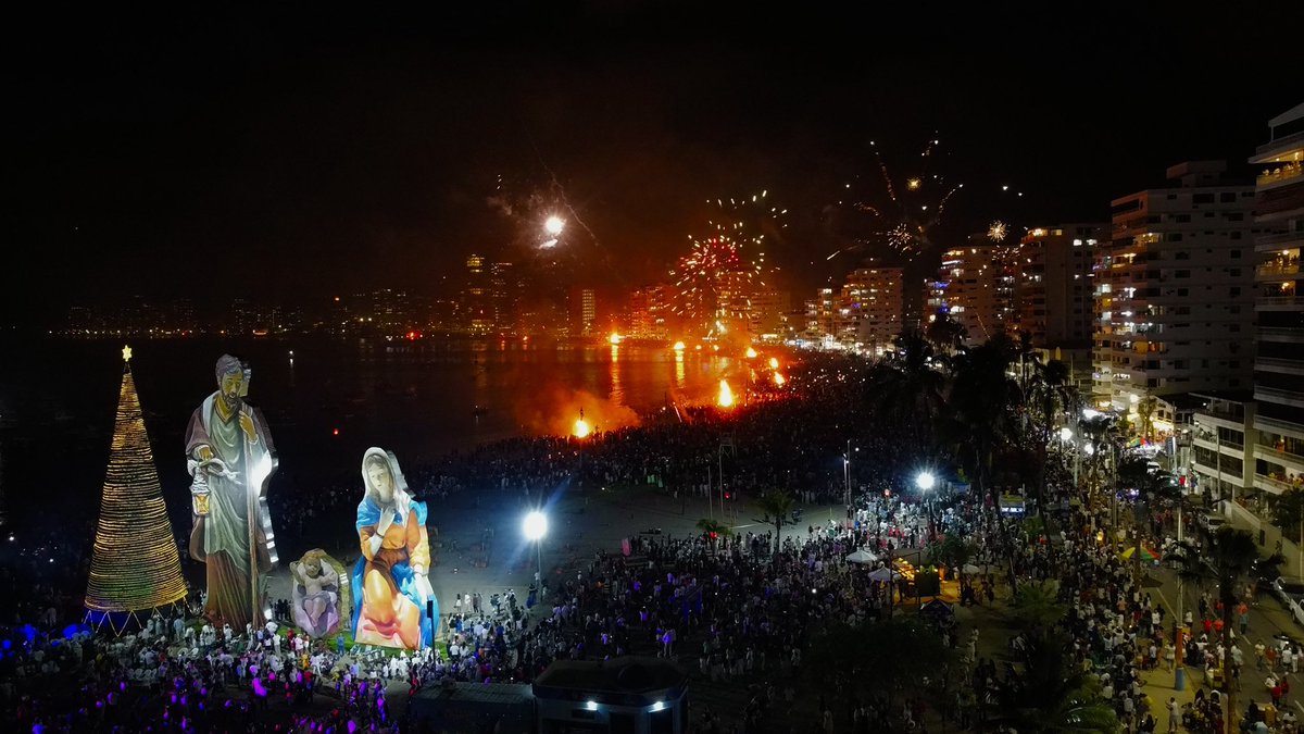 Los turistas también hacen parte de la cultura y el desarrollo de nuestra provincia!
Feliz año Nuevo! #Salinas #SantaElena