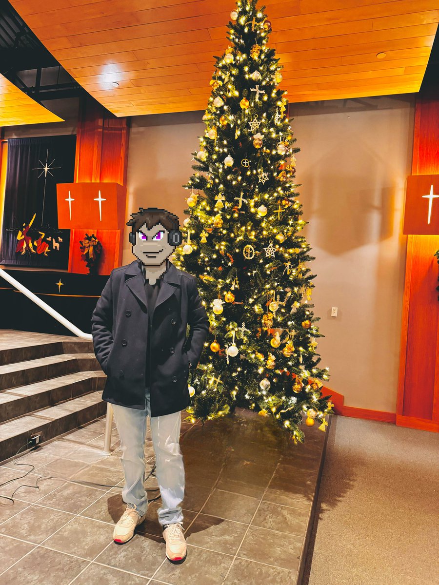 SolanaGuardian's tweet image. Cheers to a #web-powered New Year filled with endless possibilities and shared experiences! Wishing my #Solana community friends a year of growth, innovation, and success. 
Let&apos;s make waves together! 🚀✨ #UnleashingPotential $JUP $GECKO $SCS $VC 📈
@TurtlesNFT 🐢🥂