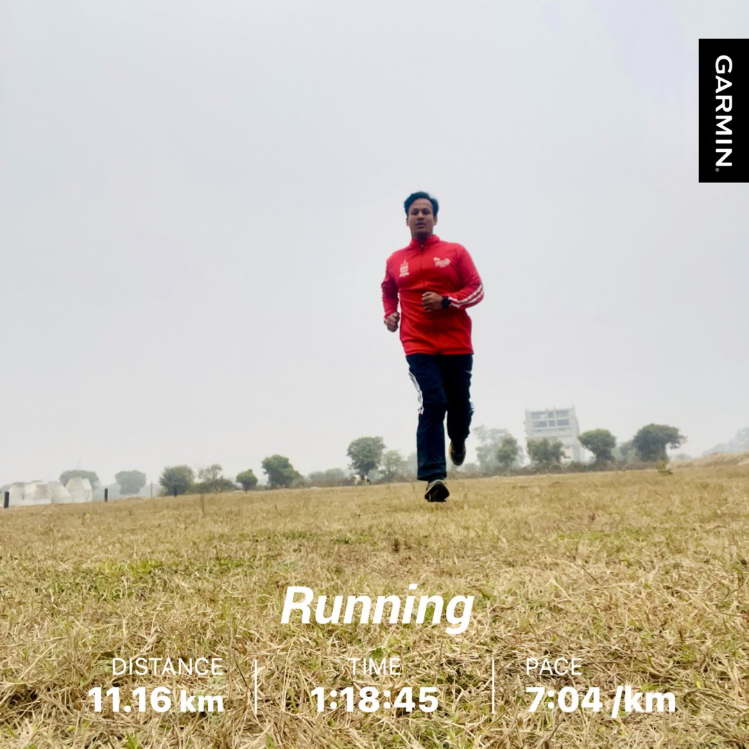 thehybridrunner's tweet photo. Wishing #runningman way a very #HappyNewYear2024 to you All.
Dis #HappyNewYear I want to improve over last me. I ran less but walked more last year due to various commitments. Keep chasing ur health as best #investment cos u live to enjoy it always✍️
#runbydeepak #11kms #runchat https://t.co/Fc8c80sGBI
