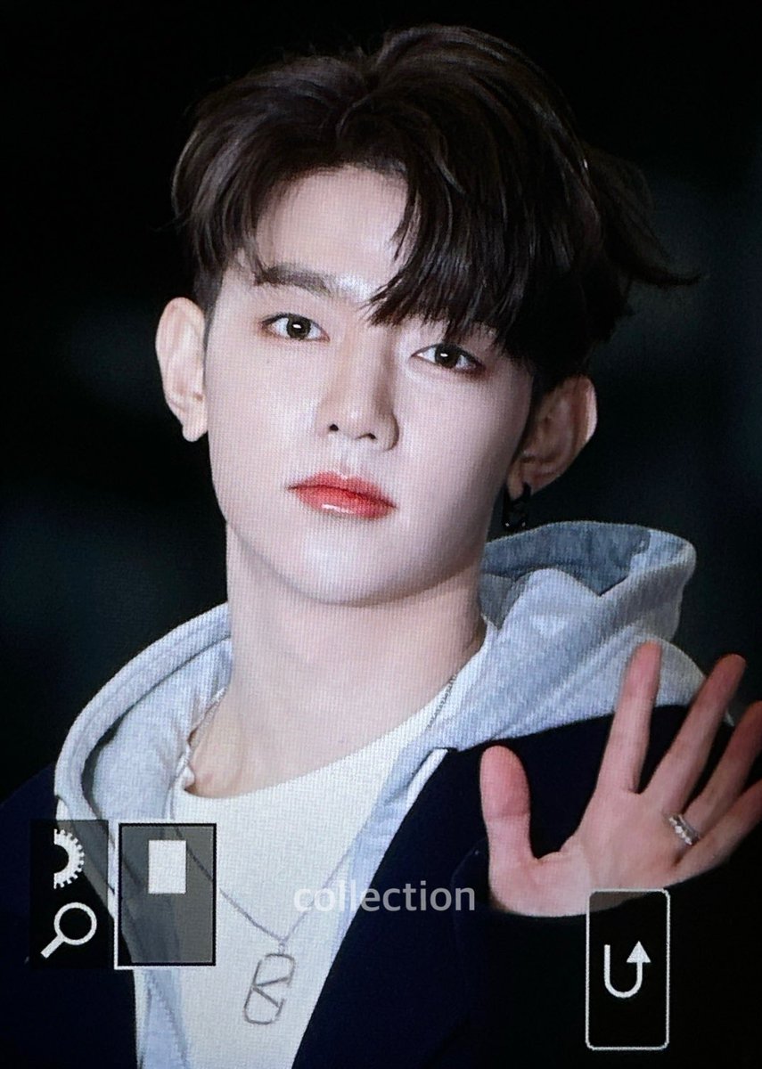 725_collection's tweet photo. 240101 #장하오 #���昊 #ZEROBASEONE #ZB1 #제로베이스원 https://t.co/8gMovAgvDF