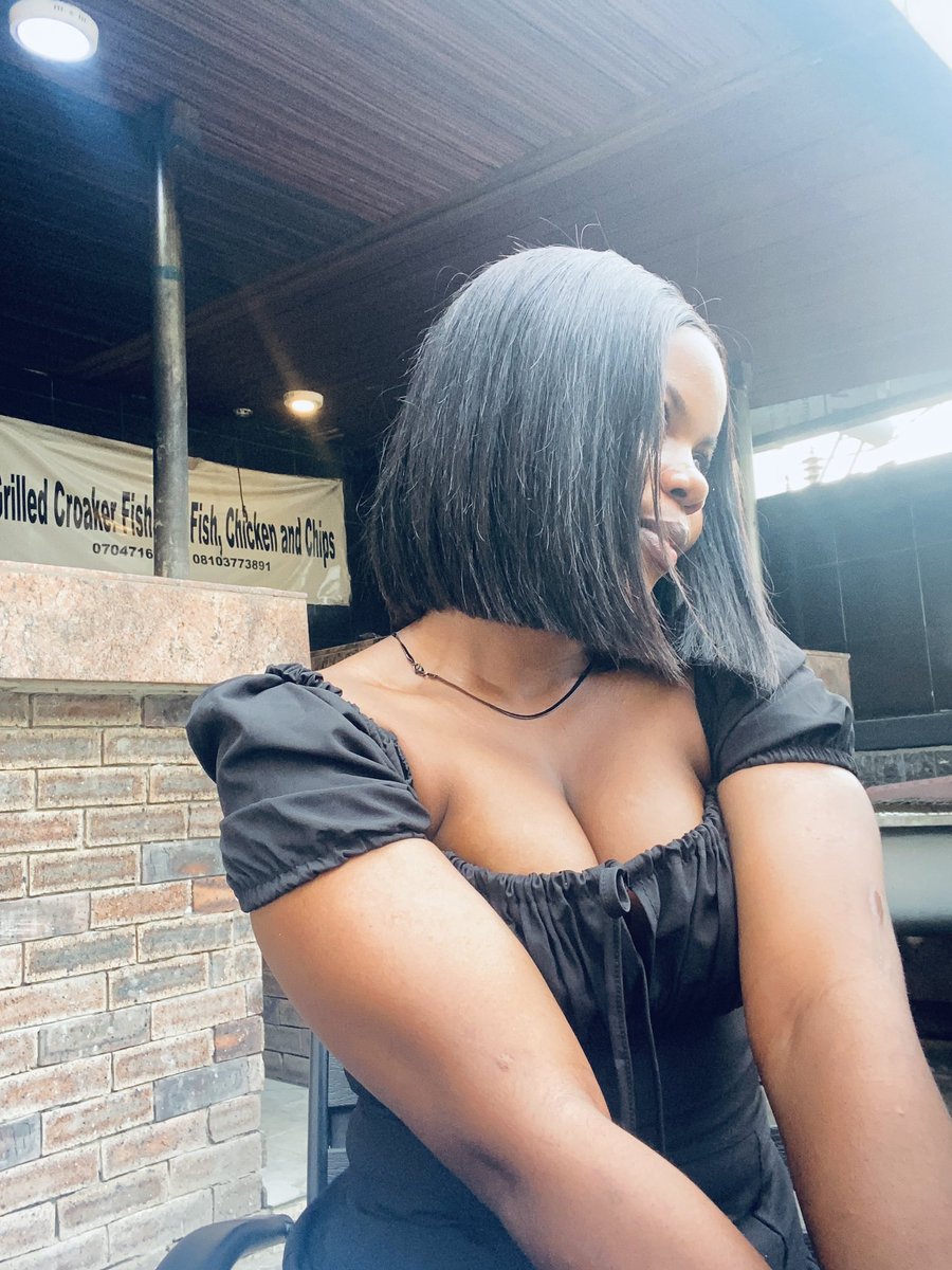 OmaDifference's tweet image. Welcome to 2024 Guys!
From me and all my People at TheBlueprint Africa❤️
#NewBeginnings #HappyNewYear #BeOnCloudHNY2024 #Amen