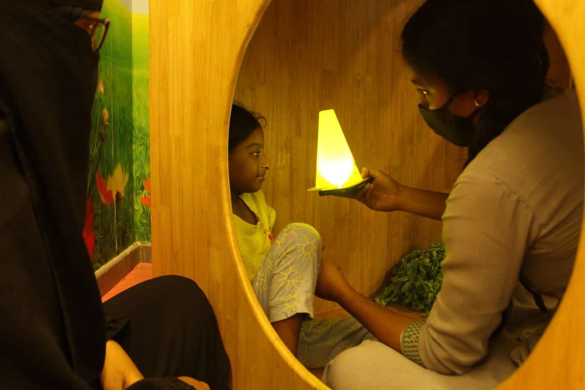 APD_India's tweet image. Embracing this #NewYear with light, hope, and boundless possibilities! As we bid farewell to the past, let's usher in a future filled with #inclusivity, understanding &amp;amp; transformative change.
May 2024 resonate with the #SpiritOfUnity. Happy New Year from our family to yours! 🎆🎊