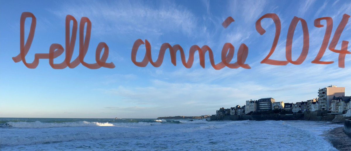 Petit #jogging 🏃🏽🤗👍
Le soleil se lève sur  2️⃣0️⃣2️⃣4️⃣ ✨