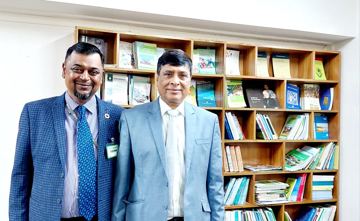 kmorshed's tweet photo. I had a fantastic courtesy call with Dr. Khairul Hossain, my esteemed teacher and the Honourable Chairman of @PKSF_BD. Meeting him on the first day of 2024 was truly a wonderful experience! https://t.co/eG8lGpI4yX