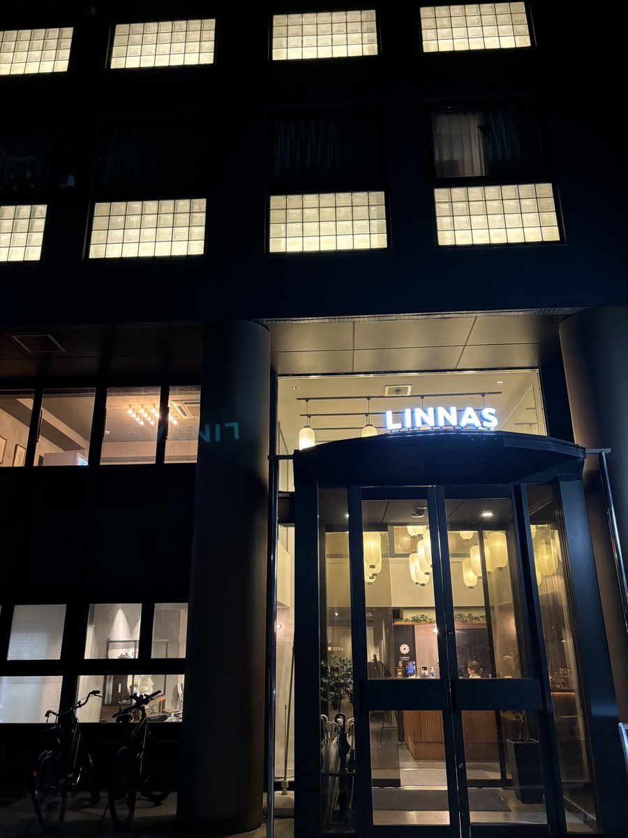 akimatsushita1's tweet photo. 幸いLINNAS金沢は鉄骨なのと、震源地から離れた金沢に位置するのでほぼノーダメージなのでした。

宿泊、まだキャパあります。
町屋系の宿から当日予約で移ってきているゲストがちらほらいらっしゃいます。
連絡もらったら部屋おさえるので言ってください。 https://t.co/O9avAzi2wT
