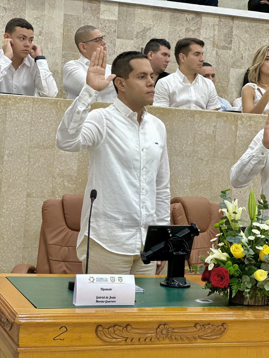 GabrielMorenoG_'s tweet photo. Hoy tomé posesión como diputado del departamento de Córdoba para el periodo 2024 - 2027.
Por el mandato que me confirieron 31.507 cordobeses, vamos a trabajar de la mano de nuestro gobernador por un departamento donde prime el bienestar, el desarrollo y las oportunidades. 🙏🏻 https://t.co/kTtqmLfUFS
