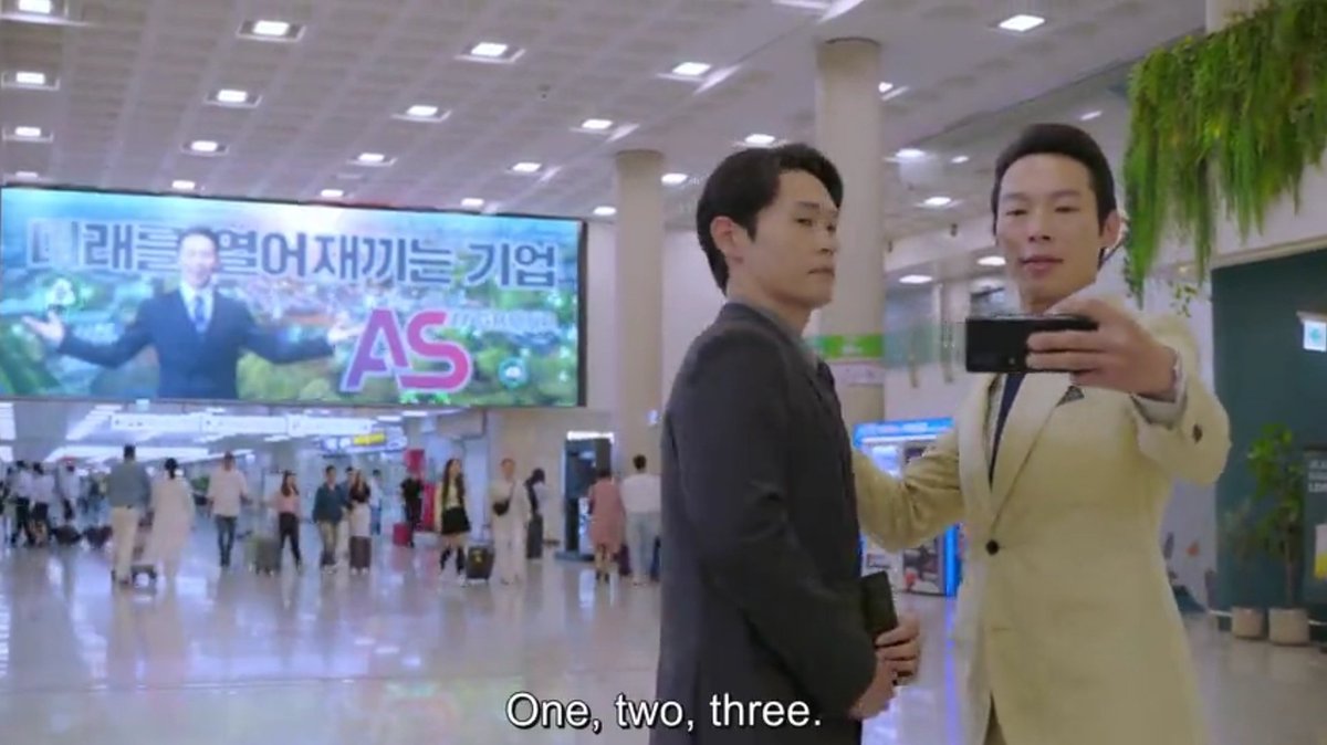 almgtrrz24's tweet photo. Childish DaeYeong HAHAHA
And JinDal continue to sabotage AS product🤣
@jtbclove
#웰컴투삼달리
#WelcomeToSamdalri
#WelcomeToSamdalriEp4
#ShinDongMi #YangKyungWon https://t.co/mxV1xIxxha