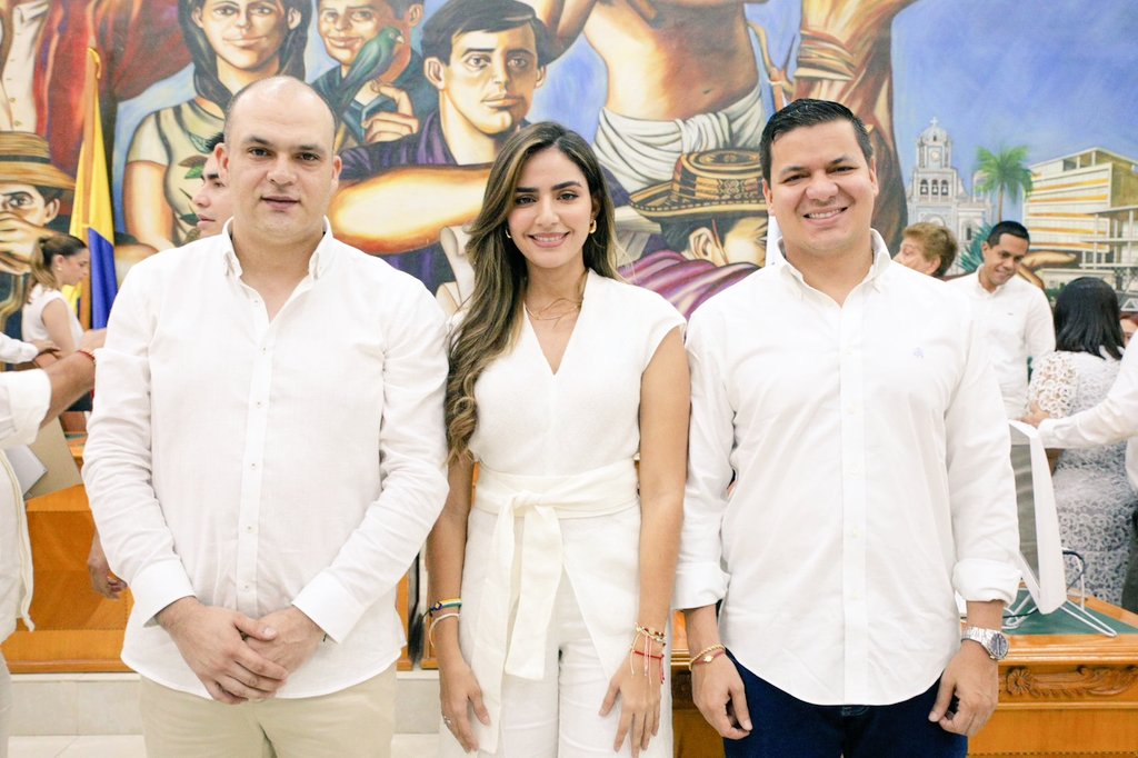 carozapataruiz's tweet photo. 1/1 Gracias a los diputados de Córdoba por elegirme hoy como la  presidenta de la mesa directiva de la Asamblea Departamental para el período 1 de enero- 31 de diciembre de 2024. 
Sigue 👉🧵 https://t.co/RMwOPKr4ta
