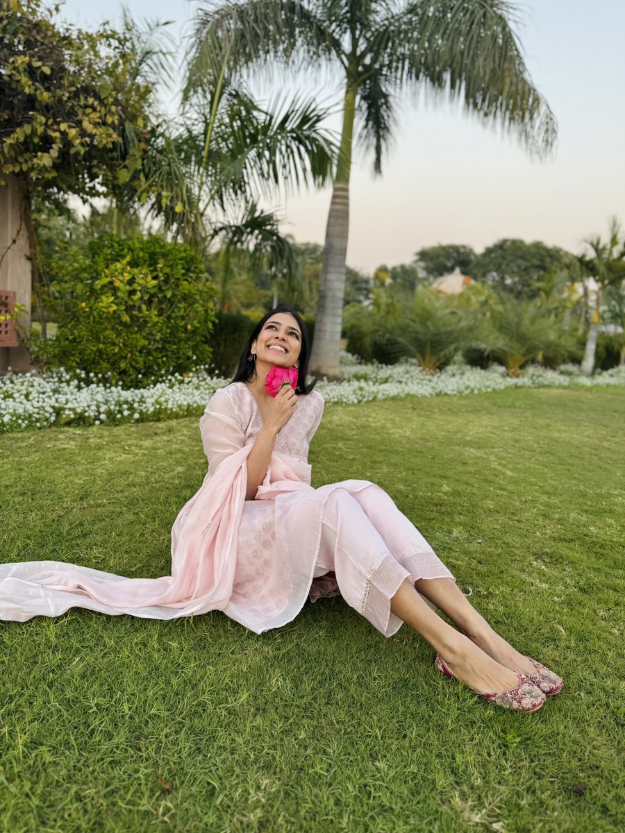 May it be the sweetest one yet 💕

#Happy2024 everyone ☺️✨💕