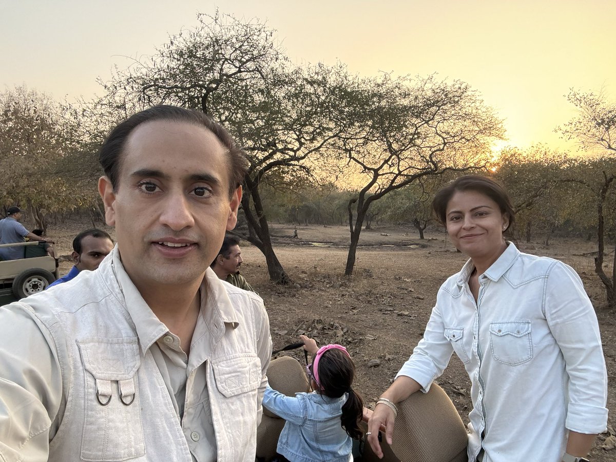 rahulkanwal's tweet photo. One of my new year resolutions last year was to spend time travelling through our beautiful country with the family and to resist the temptation of booking in a more convenient flight to South East Asia or Europe. Took time and effort to finally make the trip to Saurashtra but delighted that I could get the kids to do some Bharat Darshan this year. Little point in learning about the culture of other nations, without first being immersed in our own rich culture and heritage. Cannot have kids growing up as foreigners in their own land.