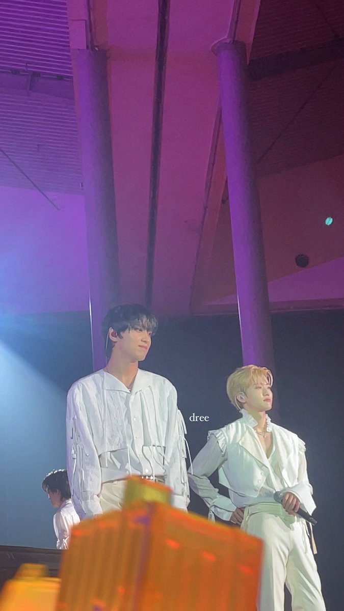 gemshaechan's tweet photo. spot my nahyuck on my camera roll (baru sadar setiap foto haechan selalu ada jaemin) gw cinta lu berdua 🥺 kangen 🥺 https://t.co/1ilzzAU7Ce