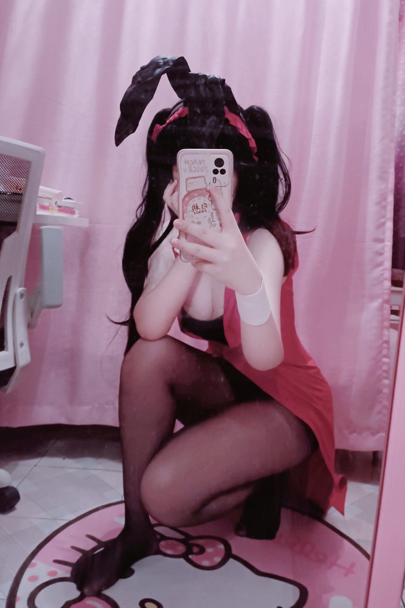 _sweral_'s tweet photo. #cosplay  #時崎狂三
妝沒畫好就不拍臉啦。 https://t.co/VlF17rkIlH