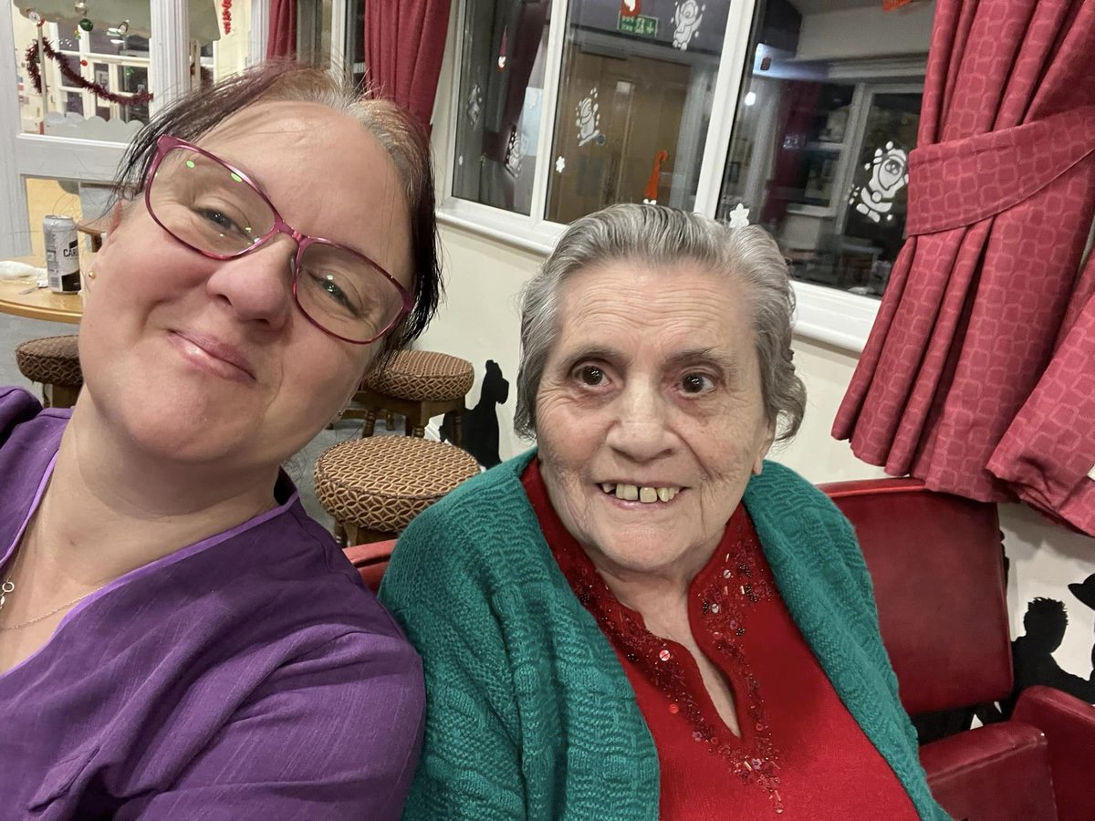 Trinity Lodge tweet media