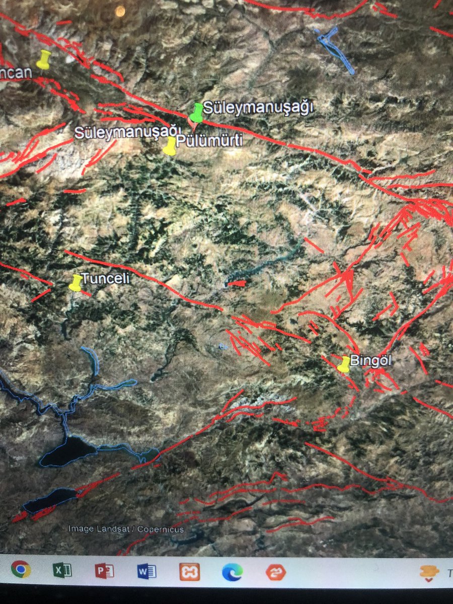 Arkadaşlar, Süleymanuşağı Pülümür’de (Tunceli) 4,2 deprem oldu. Biliyorsunuz bu deprem en fazla korktuğumuz ve dikkat çektiğimiz Yedisu Fayı üzerinde oldu. Bu fay kırılmaya ve 7’nin üzerinde deprem üretmeye hazır. Ben bir müddettir Tunceli ve Pülümür’ e dikkat çekiyordum. Daha bu