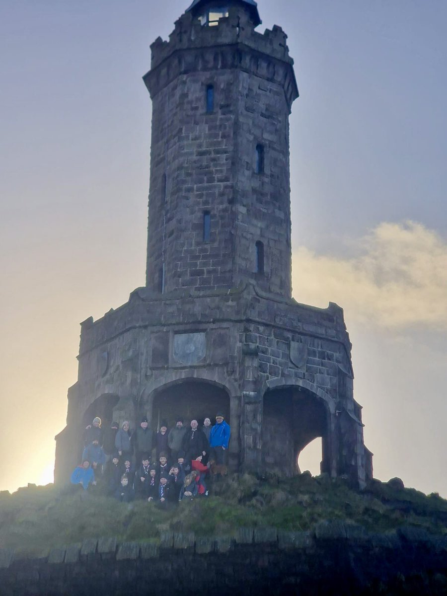 Excellent to see some Scouts from Darwen starting off 2024 with a New Year’s Day hike to Tockholes via Darwen Tower! 🥾⛰️