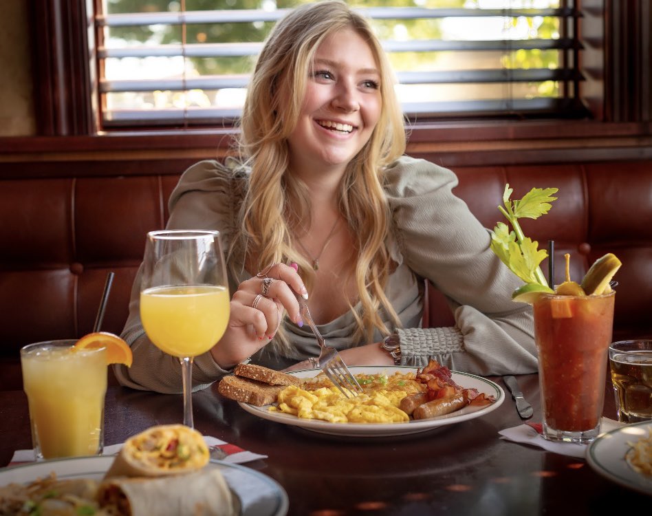 MaynardsRogers's tweet photo. Kicking off 2024 with breakfast at Maynard’s! Doors open at 10am.
🍳🥓🍳
Serving our Classic Breakfast & Breakfast Burrito. Don’t forget your Bloody Mary. 😉
#MaynardsRogers #DoorsOpenEarly #Breakfast #2024 #BestBarInTown https://t.co/xaplbC2Roi