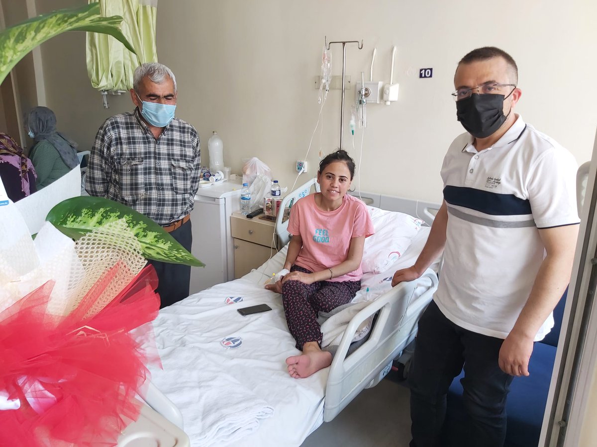 erknozdrms's tweet photo. Benim için cok özel ve kıymetliydin benim küçük kardeşim, Sümoşumdun.

Mekanın cennet.
kabrin nur olsun abim.

Rabbim seni yattığın yerde incitmesin. https://t.co/c3Q5okFTC8